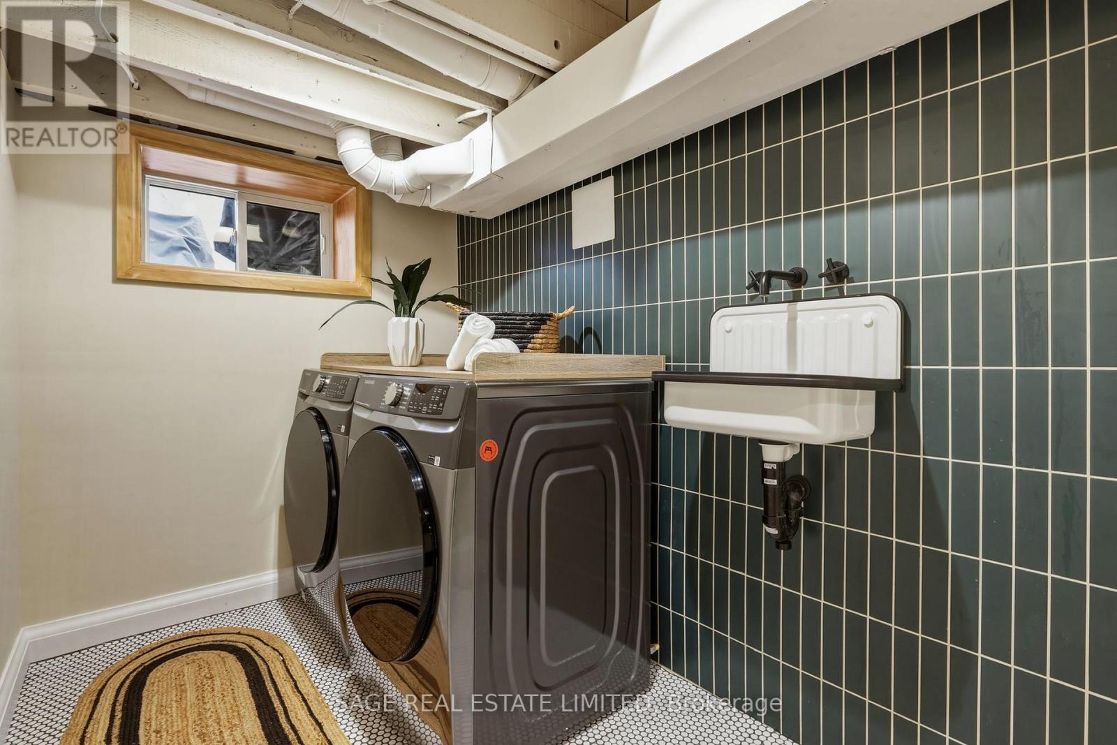 662 Woodbine Avenue, Toronto, Ontario  M4E 2J1 - Photo 34 - E13114920