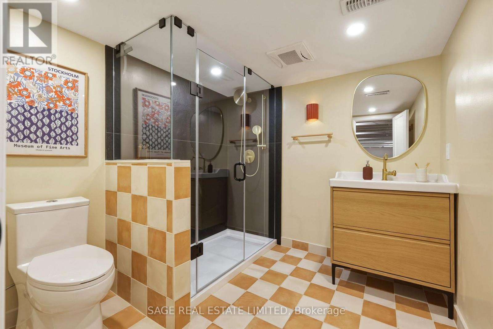662 Woodbine Avenue, Toronto, Ontario  M4E 2J1 - Photo 35 - E13114920