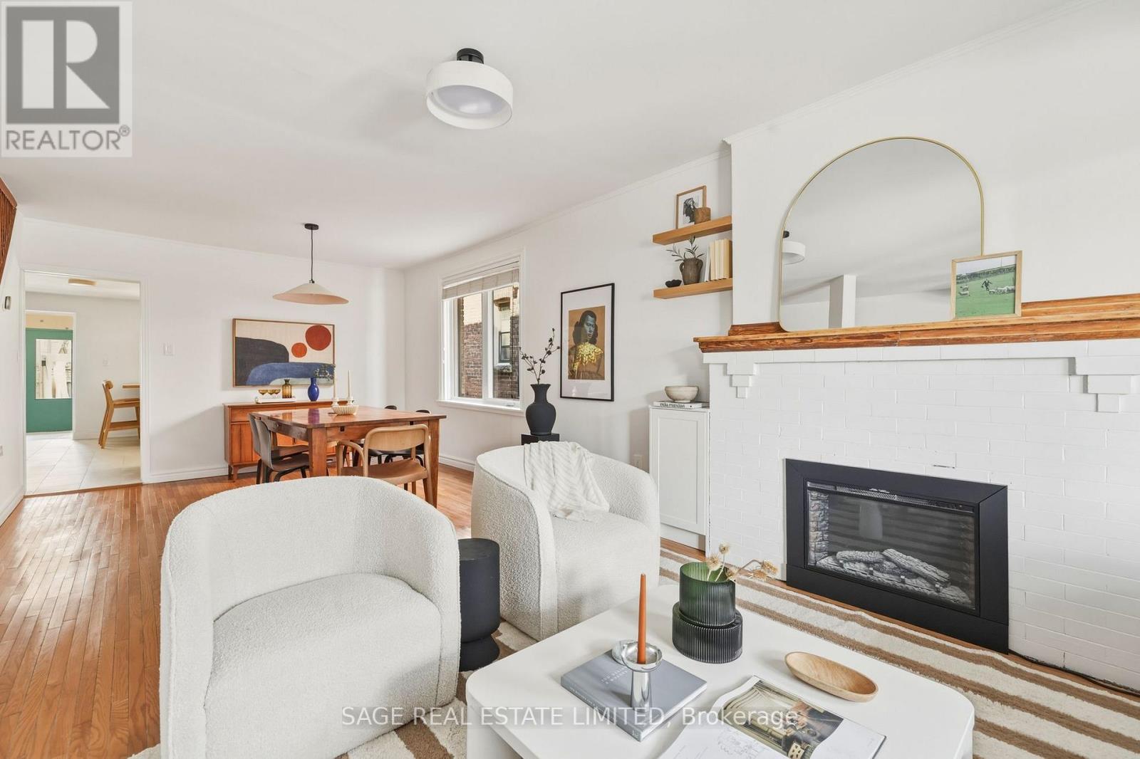 662 Woodbine Avenue, Toronto, Ontario  M4E 2J1 - Photo 4 - E13114920