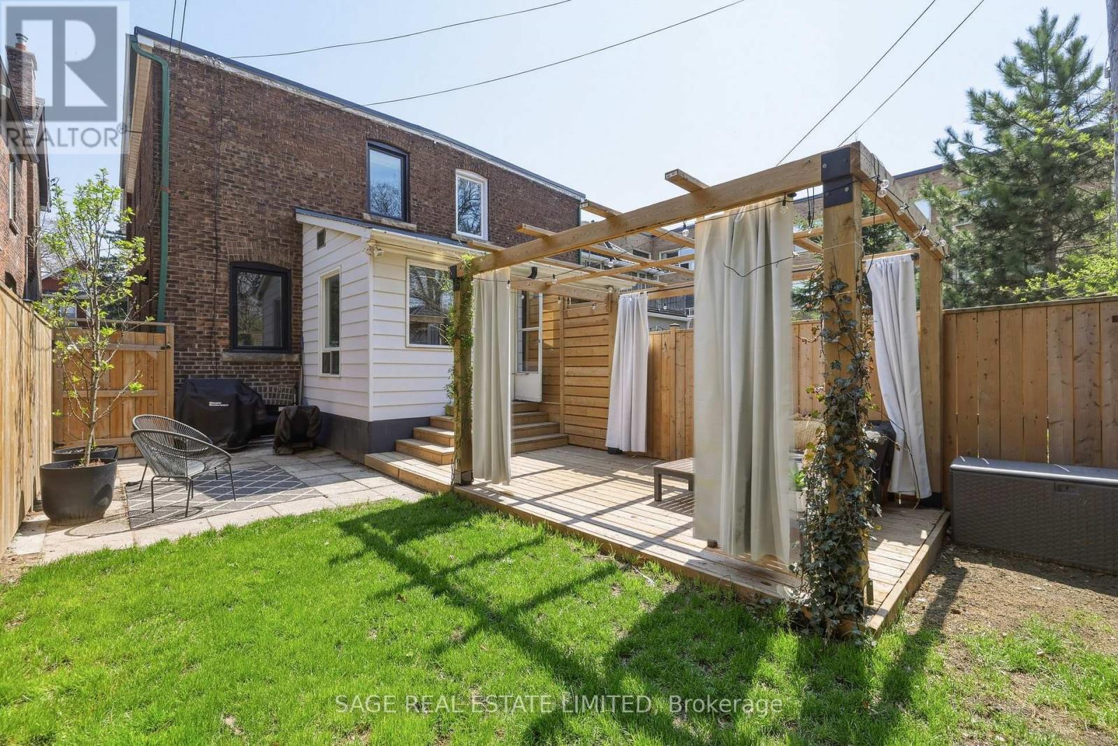 662 Woodbine Avenue, Toronto, Ontario  M4E 2J1 - Photo 44 - E13114920