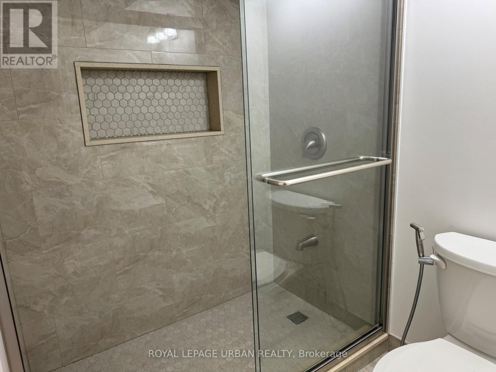 126 Marilake Drive, Toronto, Ontario  M1S 1V9 - Photo 14 - E13114514