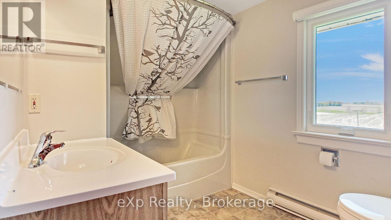 1267 Bruce Road 12, South Bruce, Ontario  N0G 1W0 - Photo 28 - X13114898