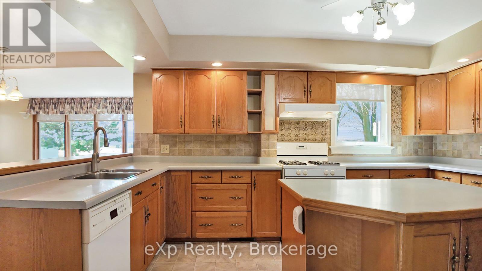 1267 Bruce Road 12, South Bruce, Ontario  N0G 1W0 - Photo 7 - X13114898