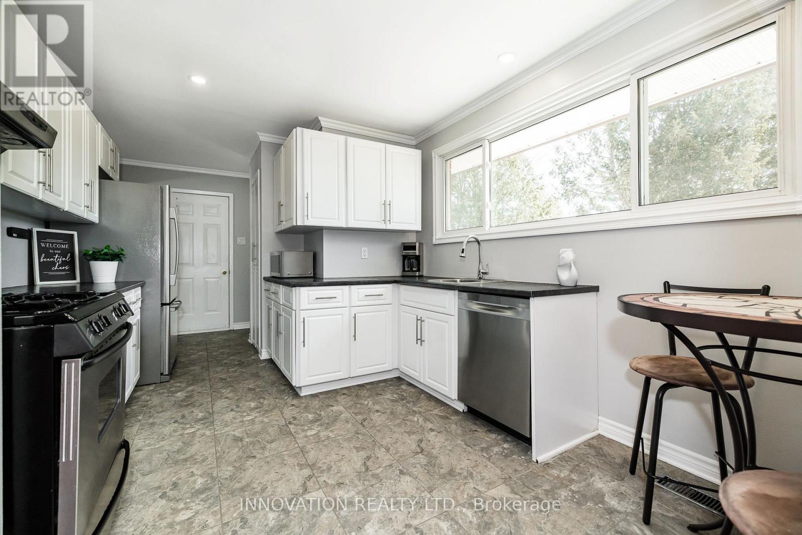1303 Fairway Drive, Ottawa, Ontario  K4M 1B3 - Photo 10 - X12932650