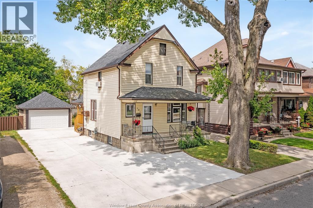 151 CURRY AVE, Windsor, Ontario