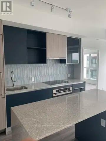 802 - 405 Dundas Street W, Oakville, Ontario  L6H 7E3 - Photo 10 - W13114896