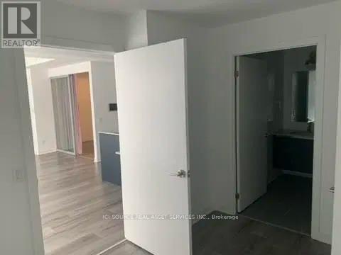 802 - 405 Dundas Street W, Oakville, Ontario  L6H 7E3 - Photo 15 - W13114896