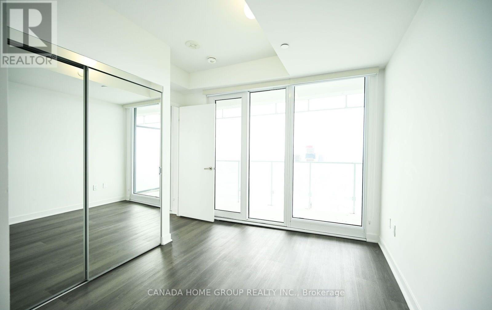 5310 - 3900 Confederation Parkway, Mississauga, Ontario  L5B 0M3 - Photo 17 - W13114930