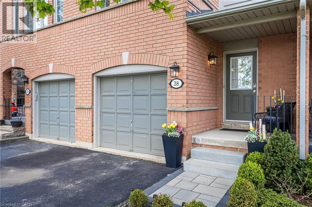 5555 Prince William Drive Unit# 38, Burlington, Ontario  L7L 6P2 - Photo 4 - 40828394
