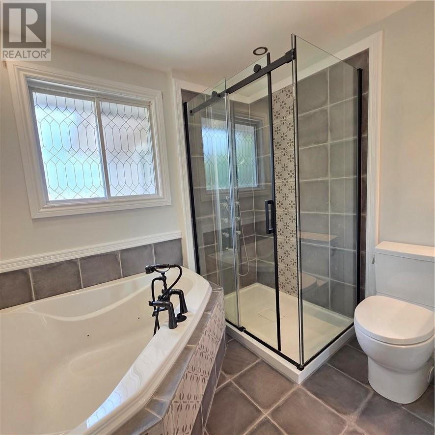 3225 Parkdale Crescent, Val Caron, Ontario  P3N 1A7 - Photo 14 - 2127657