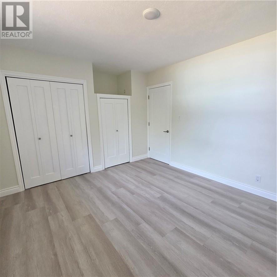 3225 Parkdale Crescent, Val Caron, Ontario  P3N 1A7 - Photo 19 - 2127657
