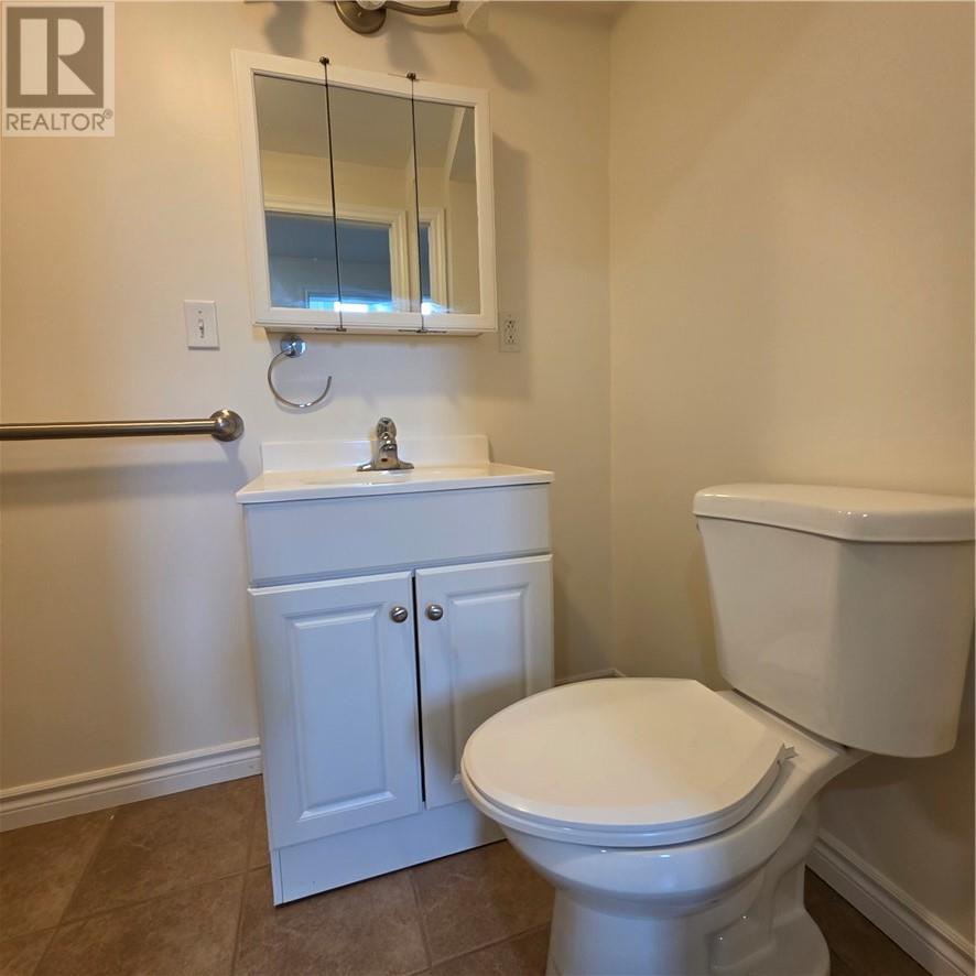 3225 Parkdale Crescent, Val Caron, Ontario  P3N 1A7 - Photo 27 - 2127657