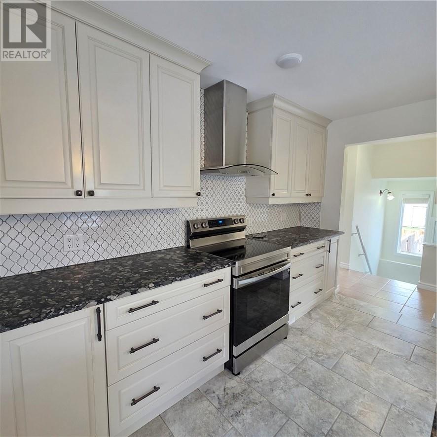 3225 Parkdale Crescent, Val Caron, Ontario  P3N 1A7 - Photo 8 - 2127657
