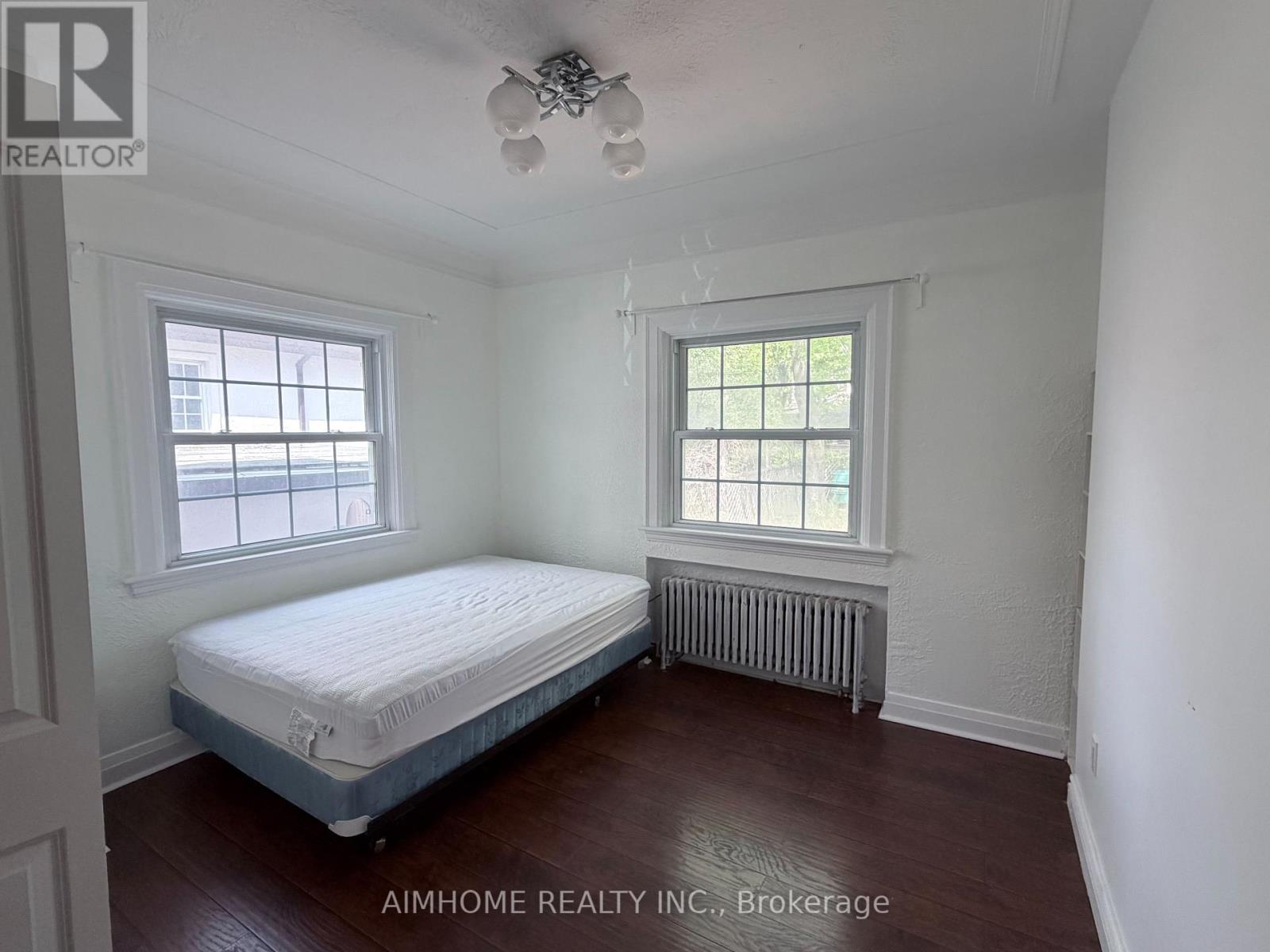 110 Traymore Avenue, Hamilton, Ontario  L8S 1R7 - Photo 2 - X13114914