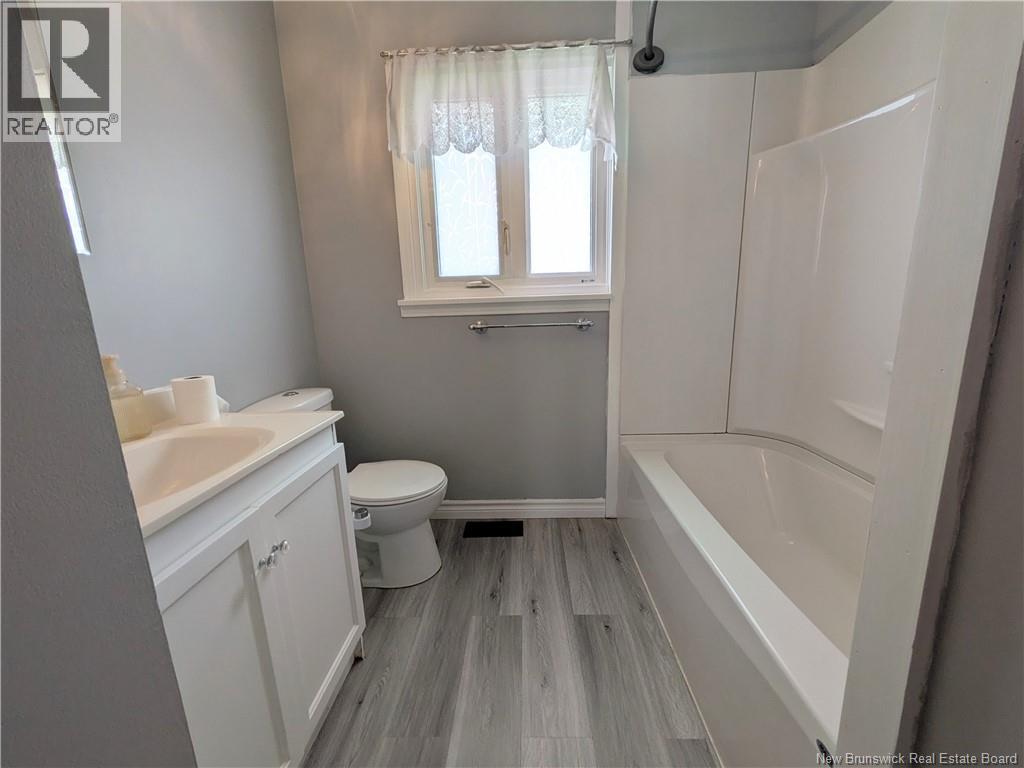 36 Johnson Street, Miramichi, New Brunswick  E1N 2W2 - Photo 19 - NB138791