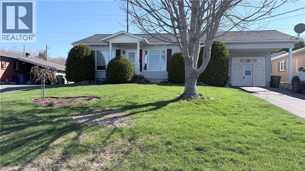 204 Godbout Street, Grand Falls, New Brunswick  E3Y 1C2 - Photo 1 - NB133706