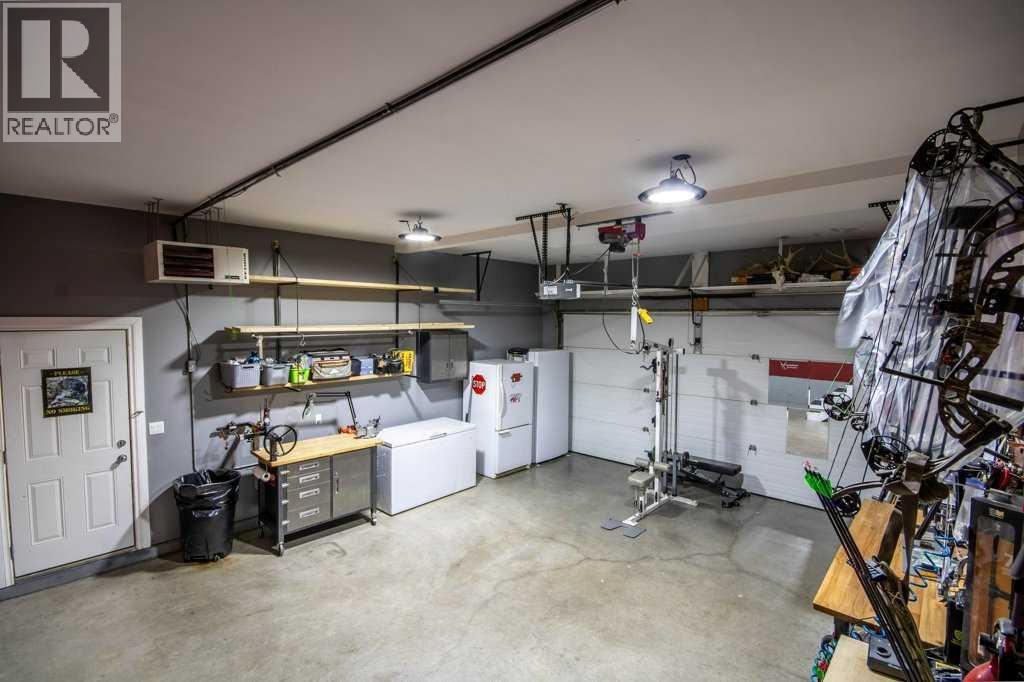 1204 1 Street Ne, Sundre, Alberta  T0M 1X0 - Photo 33 - A2282903