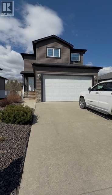 1204 1 Street NE, Sundre, Alberta
