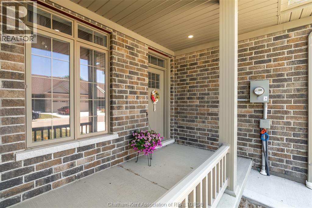 3 Jonathan Street, Chatham, Ontario  N7M 6M1 - Photo 3 - 26010605