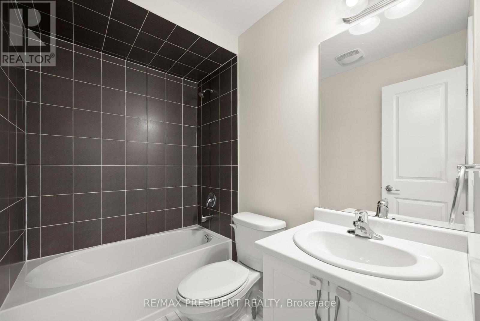 100 Corley Street W, Kawartha Lakes, Ontario  K9V 6C2 - Photo 28 - X12978090