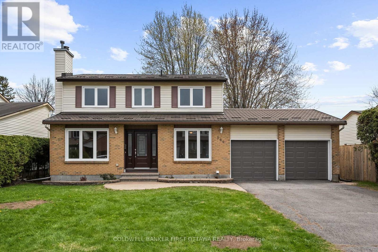 390 Cloverheath Crescent, Ottawa, Ontario  K1E 2R8 - Photo 1 - X13114960