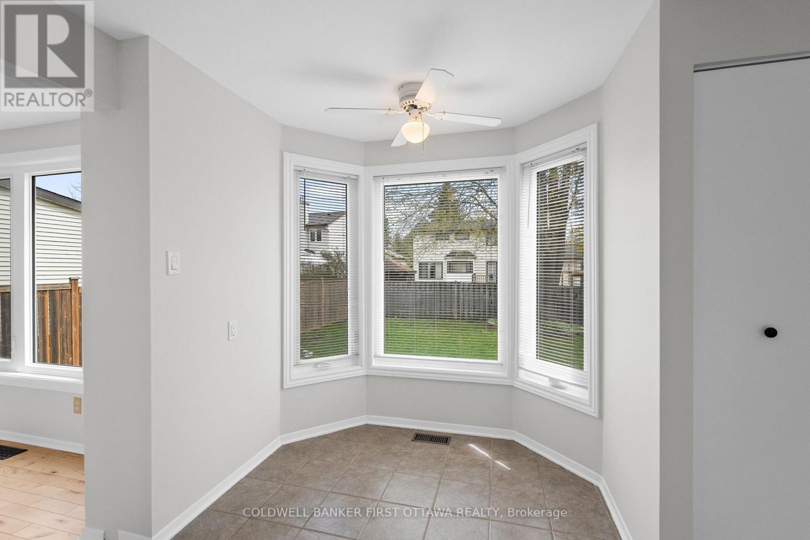 390 Cloverheath Crescent, Ottawa, Ontario  K1E 2R8 - Photo 13 - X13114960
