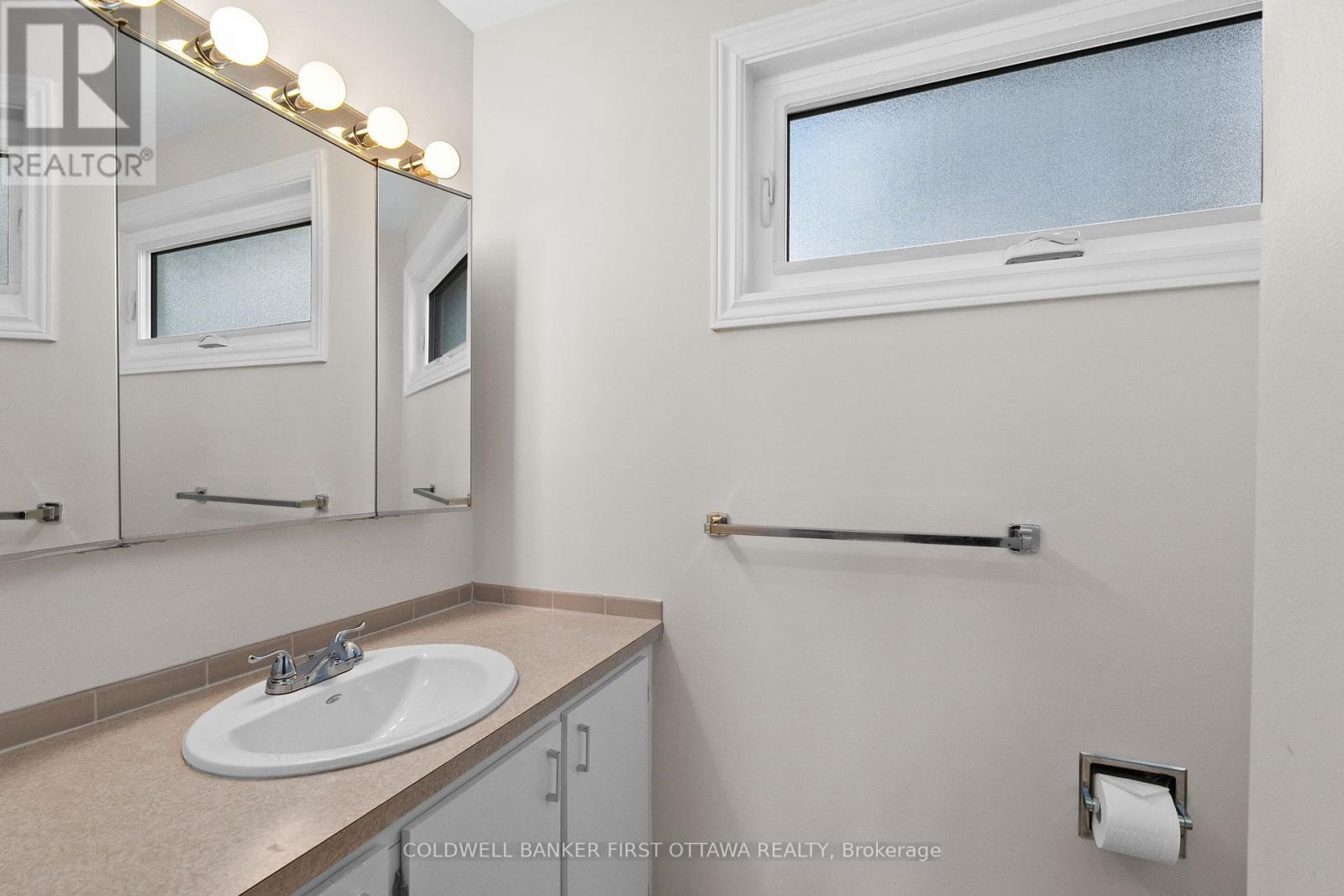 390 Cloverheath Crescent, Ottawa, Ontario  K1E 2R8 - Photo 26 - X13114960