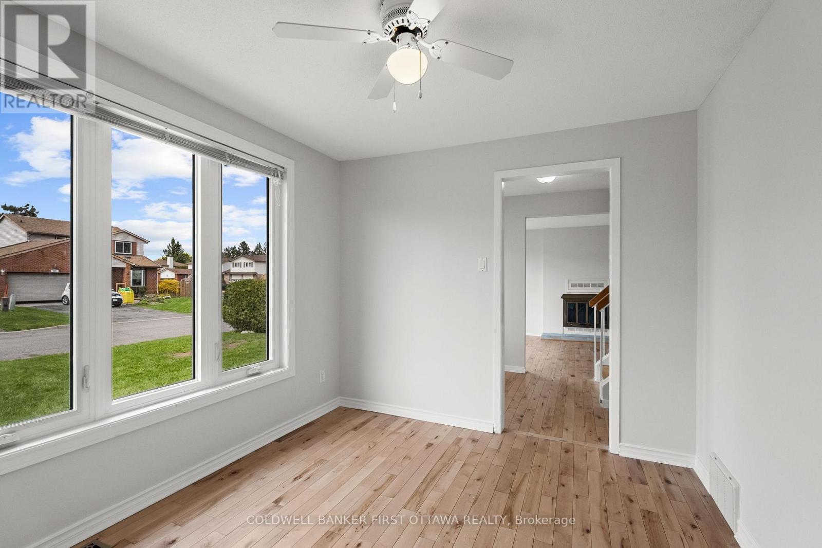 390 Cloverheath Crescent, Ottawa, Ontario  K1E 2R8 - Photo 8 - X13114960
