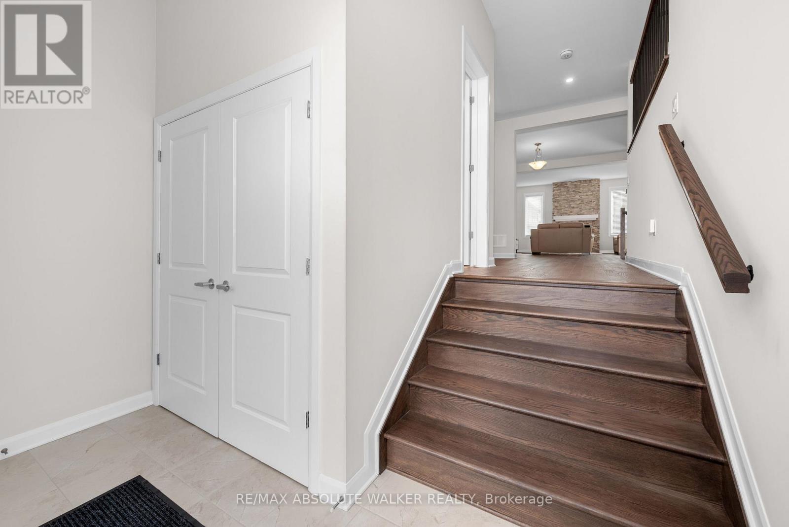 529 Anchor Circle, Ottawa, Ontario  K4M 0X5 - Photo 4 - X13114976