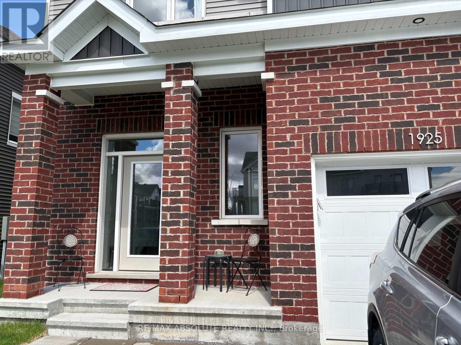 1925 Elevation Road, Ottawa, Ontario  K2J 7H1 - Photo 2 - X13115044