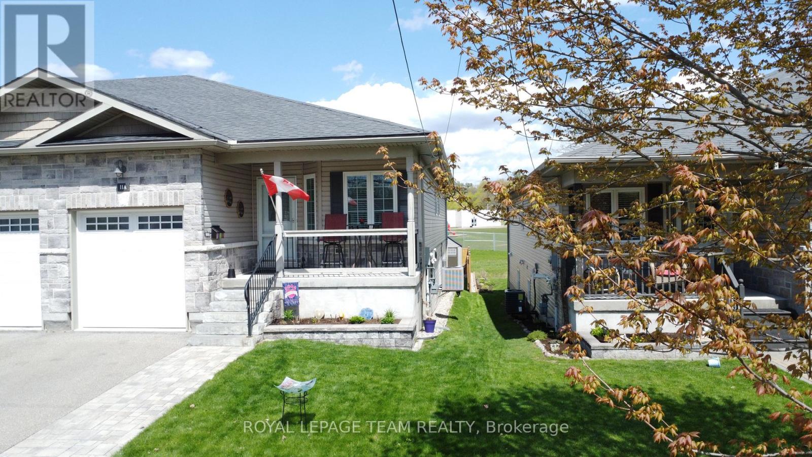 11a Centre Street N, Brockville, Ontario  K6V 5S6 - Photo 2 - X13115068