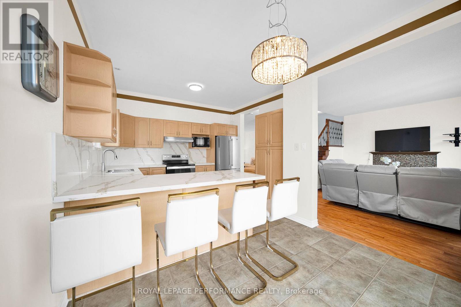 292 Rustic Hills Crescent, Ottawa, Ontario  K4A 5A5 - Photo 16 - X13115092