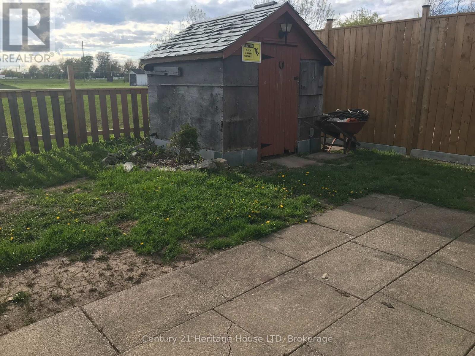 230 Hospital Drive, Fort Erie, Ontario  L2A 5X1 - Photo 24 - X13114958