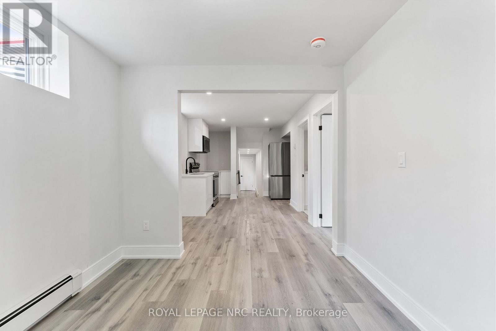 Lower - 318 River Road, Welland, Ontario  L3B 2S4 - Photo 7 - X13114986