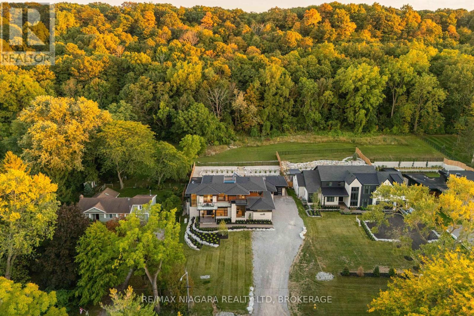2005 York Road, Niagara-On-The-Lake, Ontario  L0S 1J0 - Photo 5 - X13115094