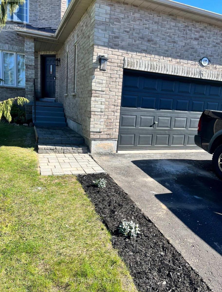 127 BIRCHWOOD DRIVE, Barrie, Ontario