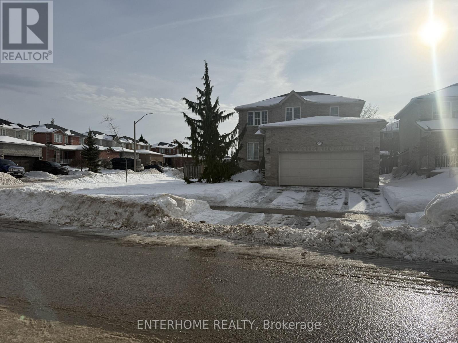 127 Birchwood Drive, Barrie (East Bayfield), Ontario L4M 6X3 - Photo 3 - S12648494