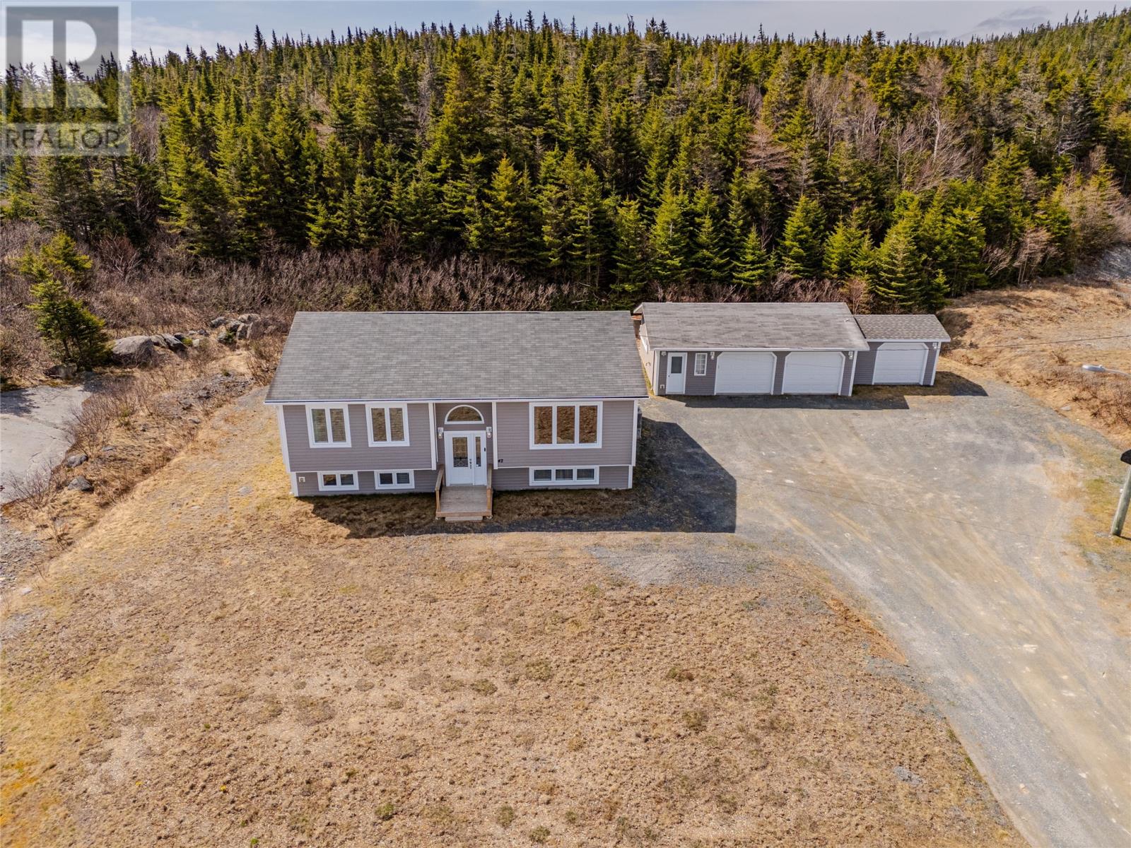 42 Main Road, Burnt Cove, Newfoundland & Labrador   - Photo 2 - 1297030