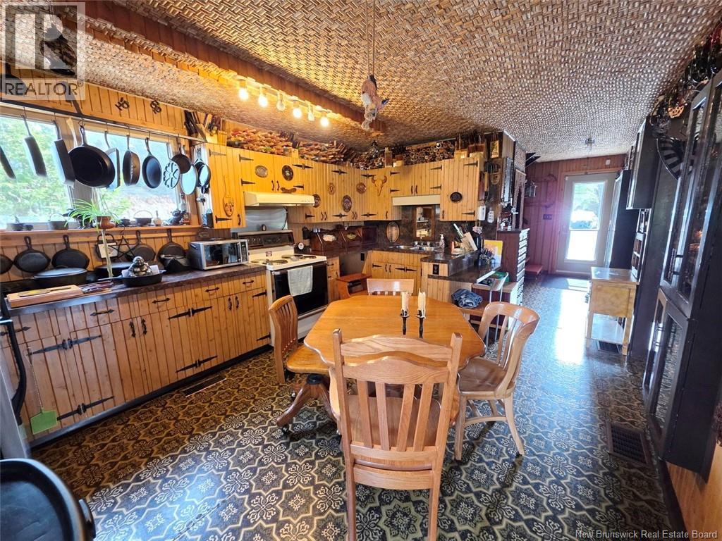 57 Saint-Andre Street, Sainte-Anne-De-Madawaska, New Brunswick  E7E 1H3 - Photo 5 - NB138036