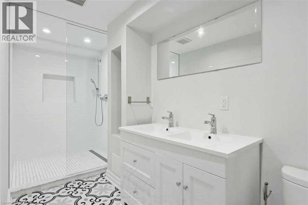 355 Wisteria Way, Oakville, Ontario  L6M 1L6 - Photo 34 - 40829220