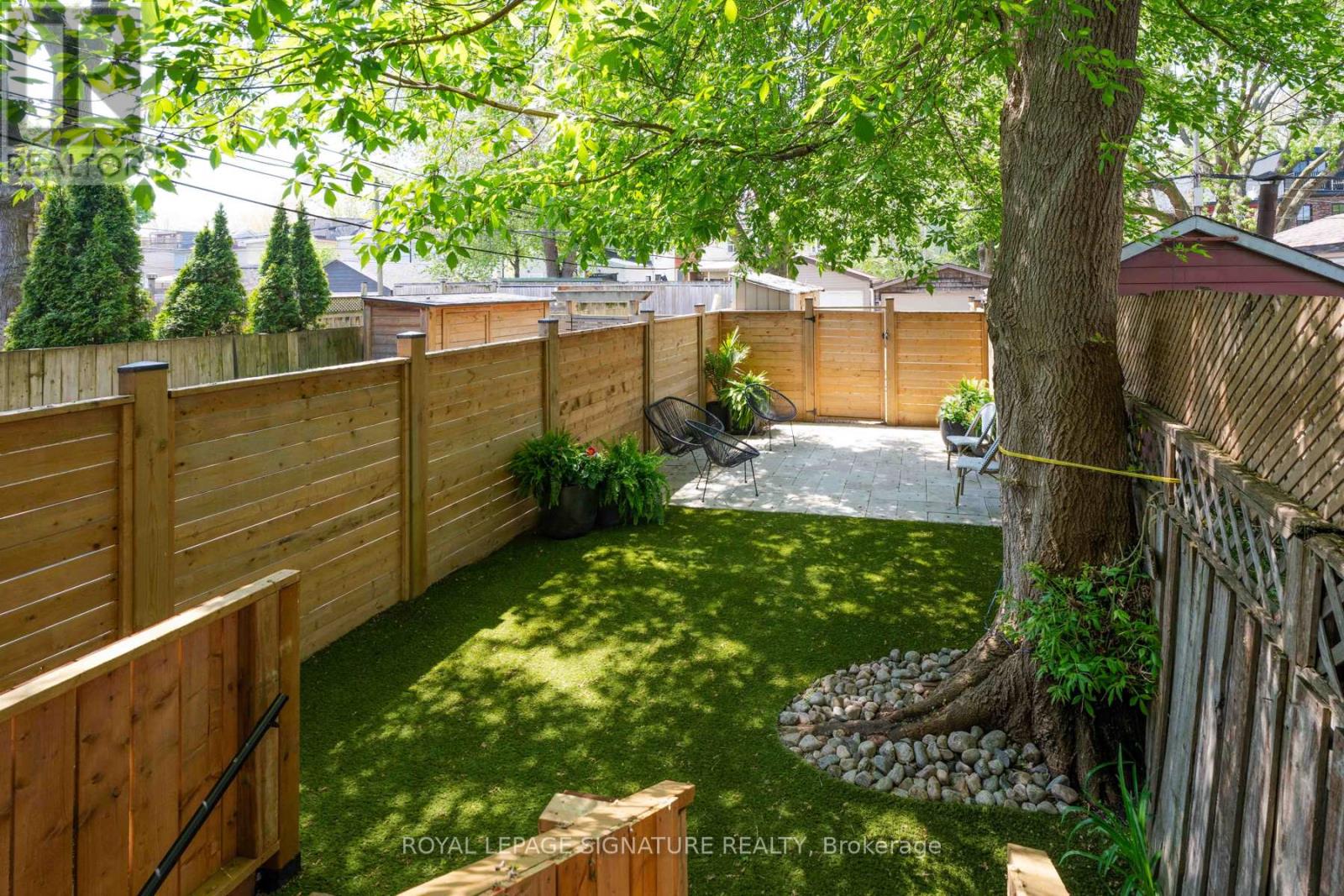 26 PAPE AVENUE, Toronto, Ontario