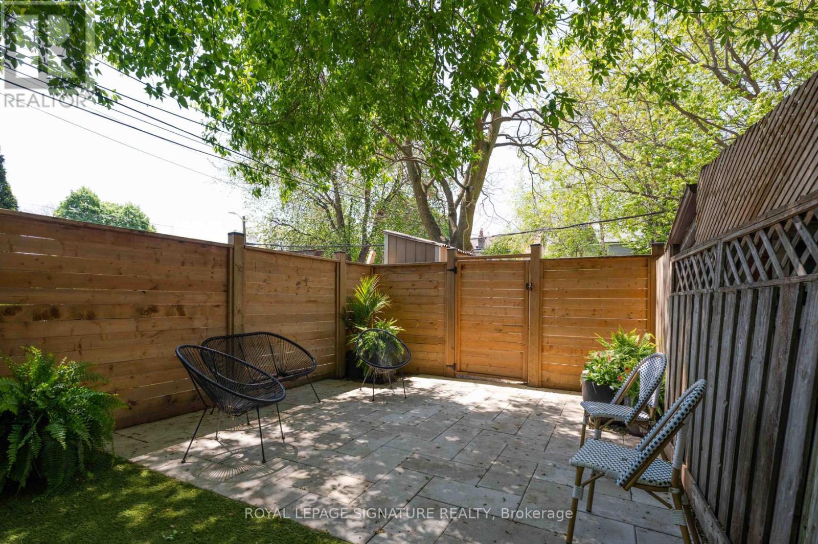 26 Pape Avenue, Toronto, Ontario  M4M 2V6 - Photo 37 - E12964918