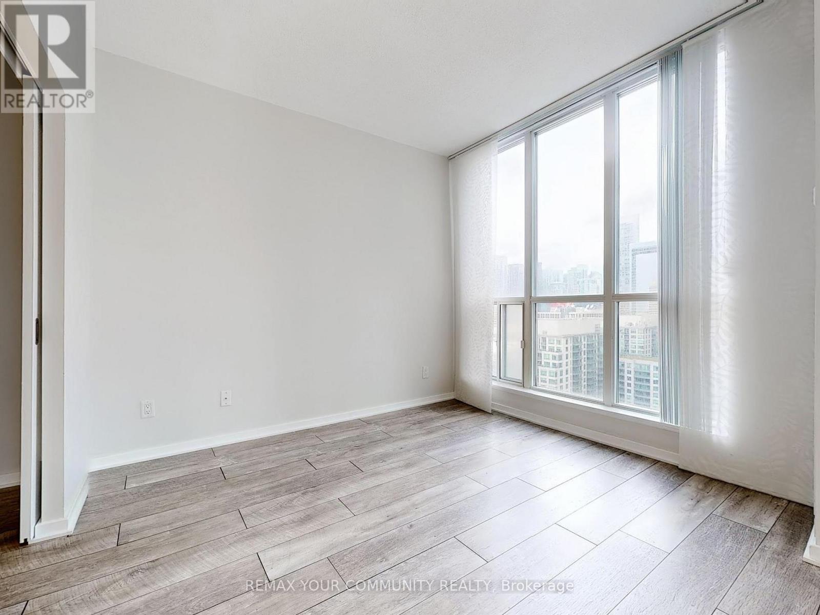 2212 - 208 Queens Quay West Street, Toronto, Ontario  M5J 2Y5 - Photo 11 - C13115104