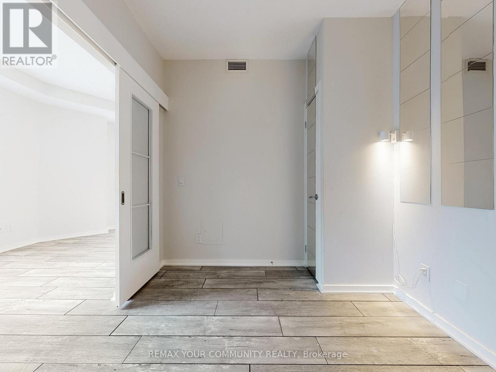 2212 - 208 Queens Quay West Street, Toronto, Ontario  M5J 2Y5 - Photo 16 - C13115104