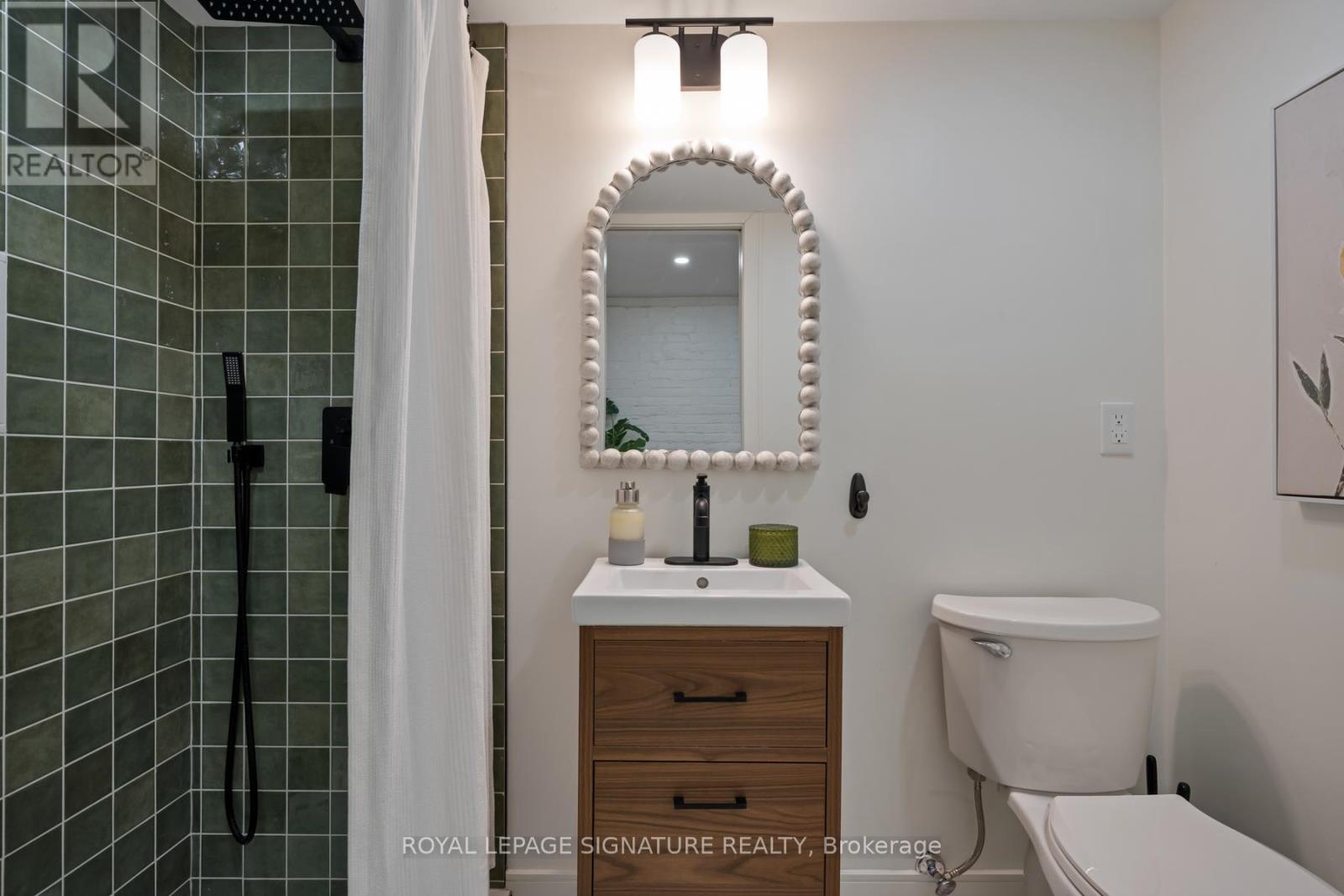 26 Pape Avenue, Toronto, Ontario  M4M 2V6 - Photo 27 - E12964918