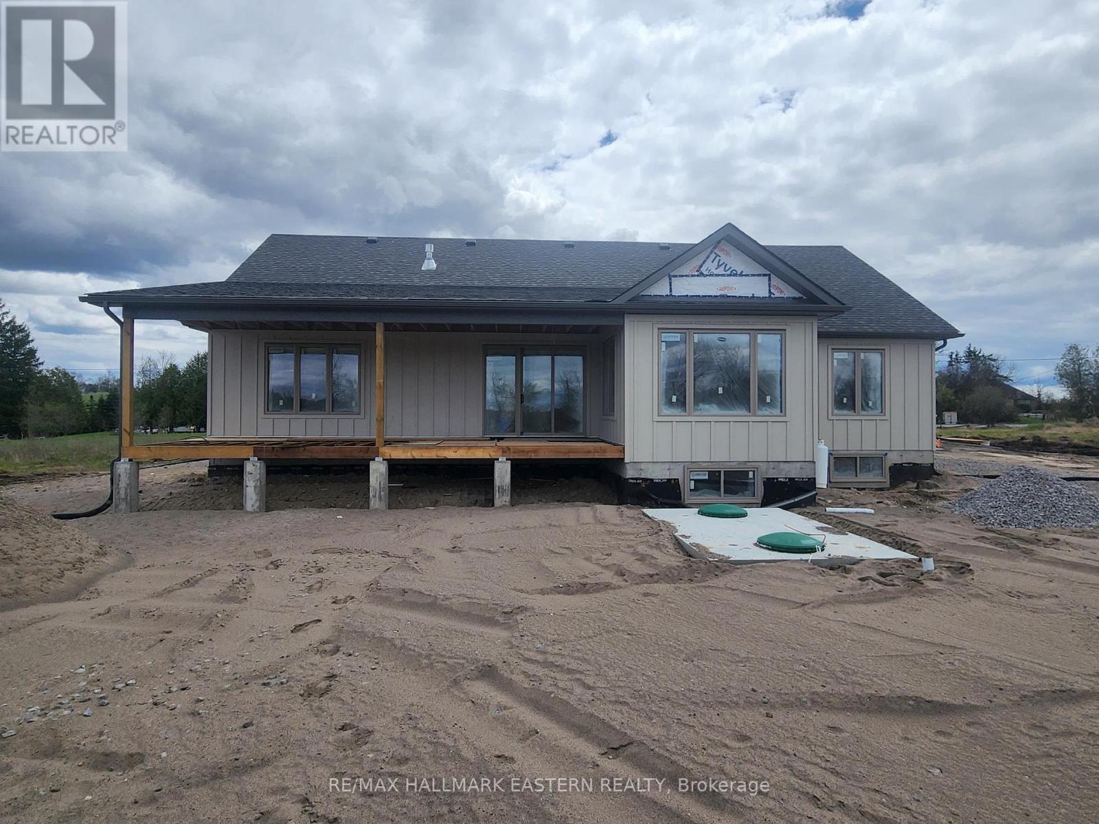 44 Almeara Drive, Otonabee-South Monaghan, Ontario  K9J 6Y3 - Photo 4 - X12982500