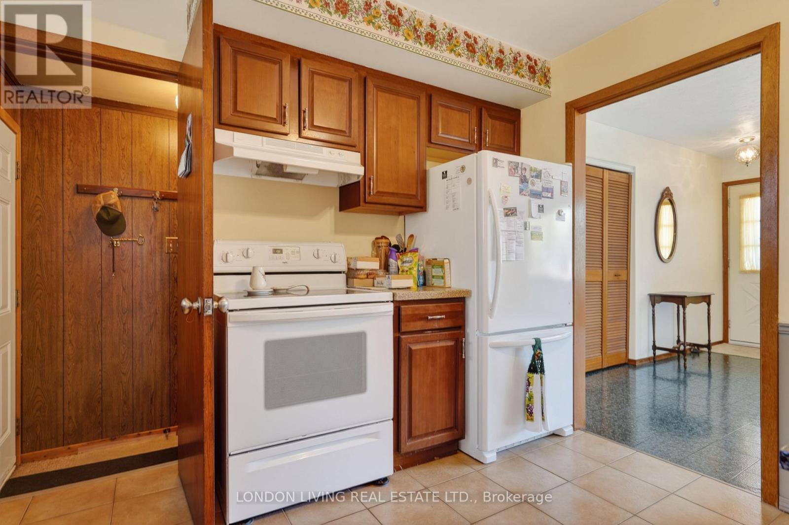 965 Osgoode Drive, London South (South Y), Ontario  N6E 1C9 - Photo 17 - X13053338