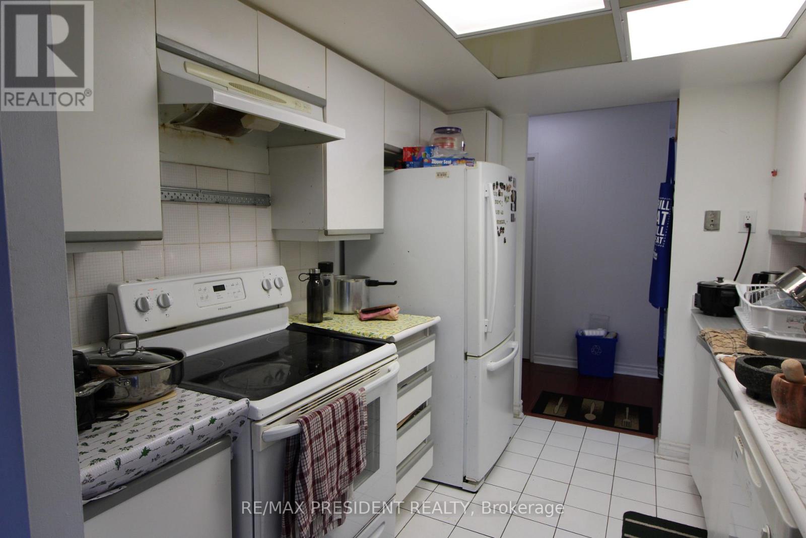 510 - 335 Webb Drive, Mississauga, Ontario  L5B 4A1 - Photo 10 - W13113888