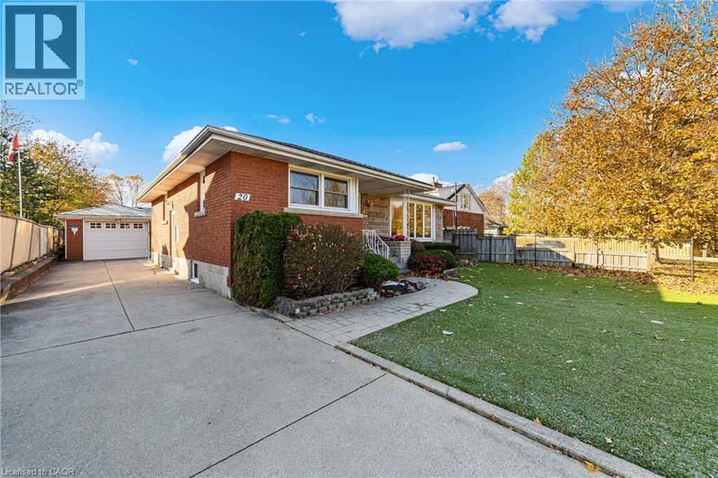 20 BURWELL Avenue, Stoney Creek, Ontario
