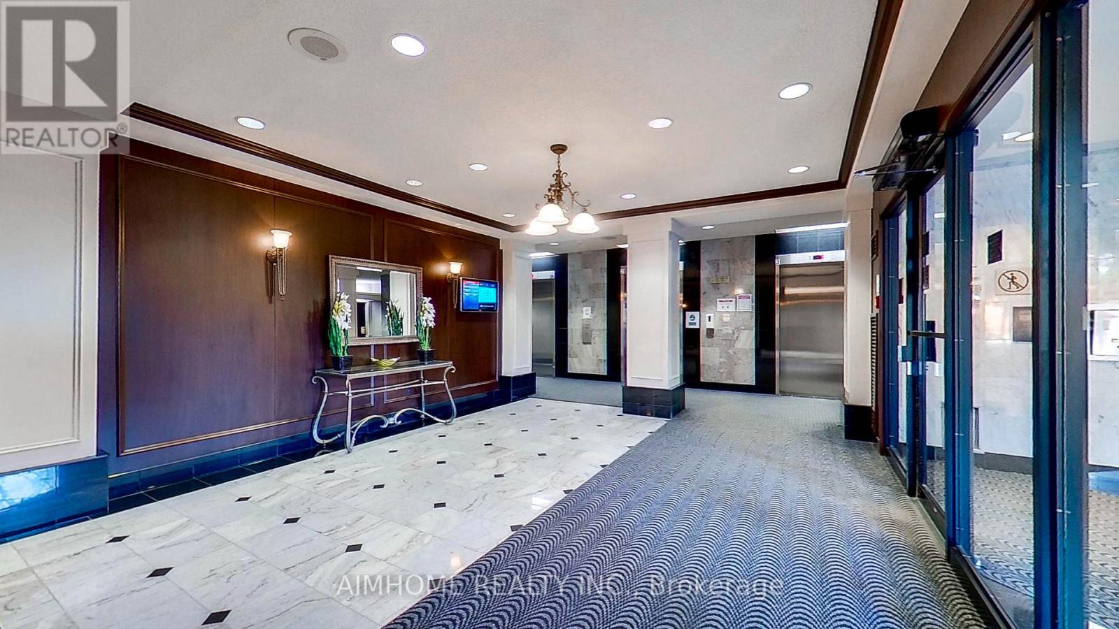 608 - 110 Promenade Circle, Vaughan, Ontario  L4J 7W8 - Photo 2 - N13114948